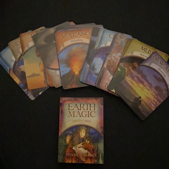 Earth Magic oracle deck - Picture 3 of 4